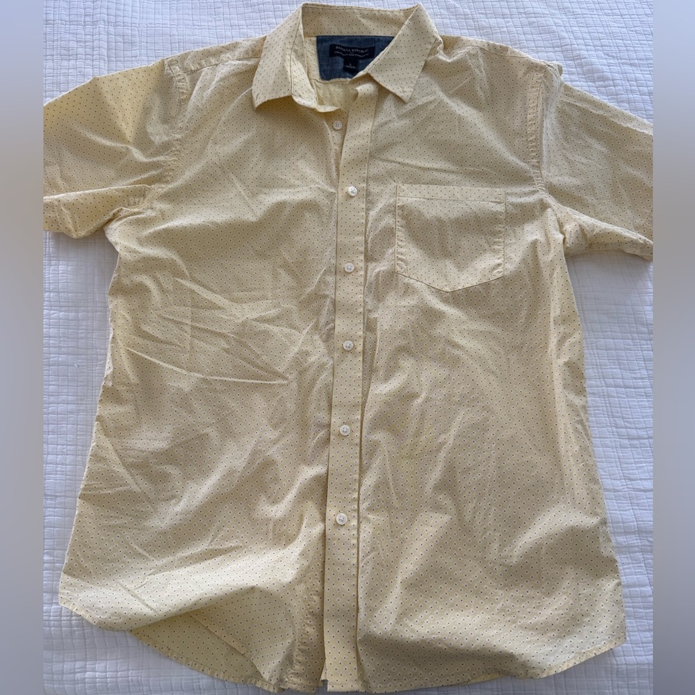 Men’s Banana Republic Light Yellow Casual Button Down Shirt - Size L